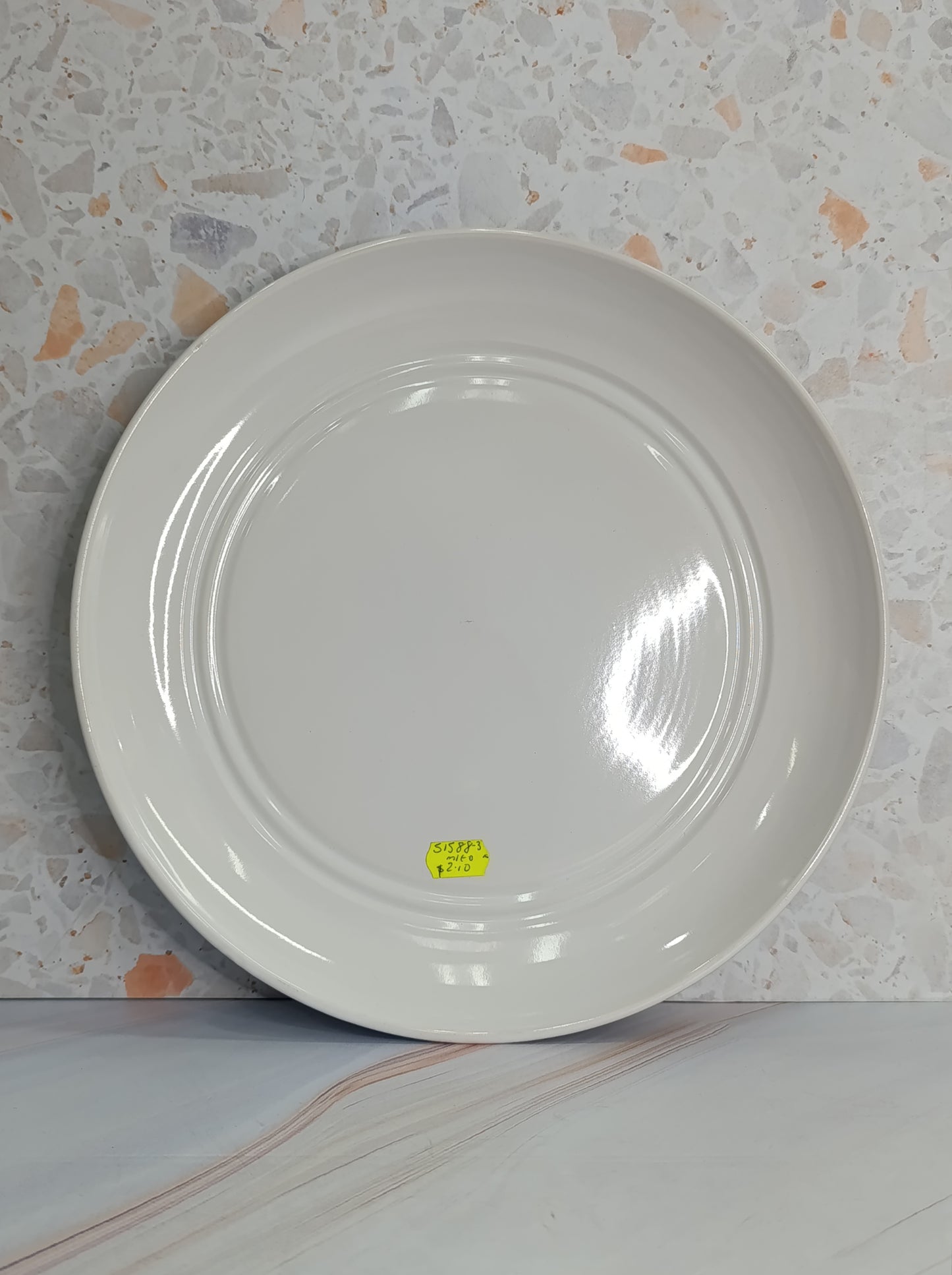 Plato Redondo