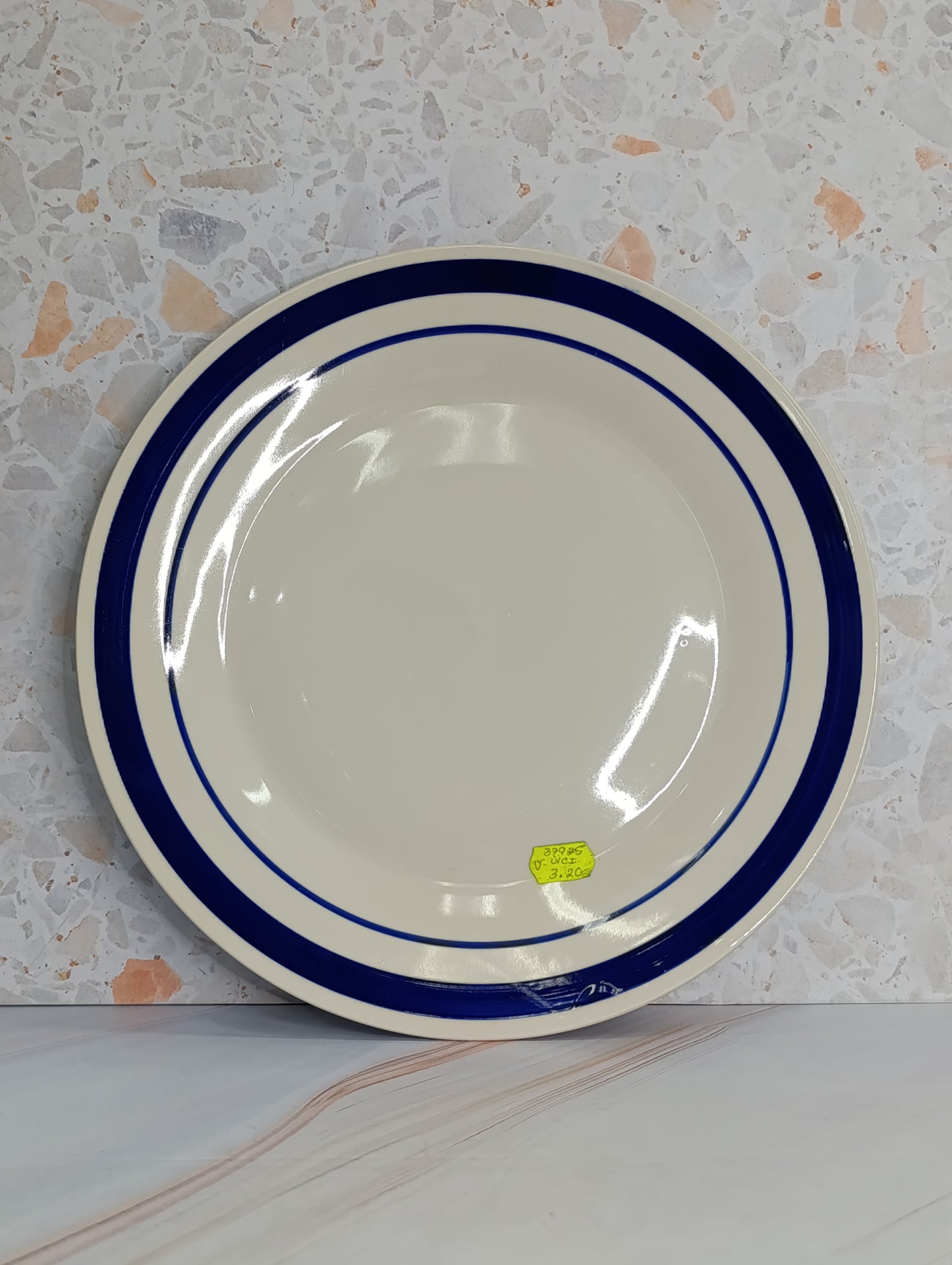 Plato Redondo